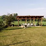 Pod Vapenkami Gasthof
